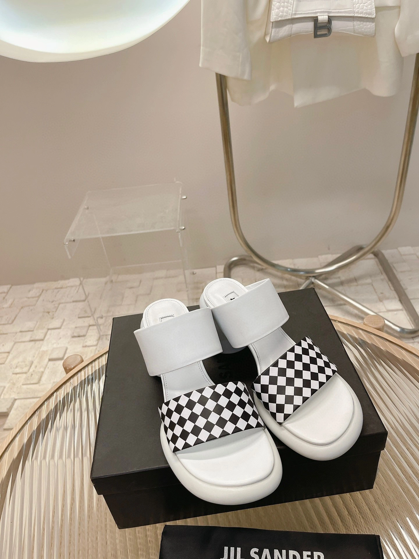 coco-- Heel height8cm. 2.5cm 2colour item : B-X034B1359L-2